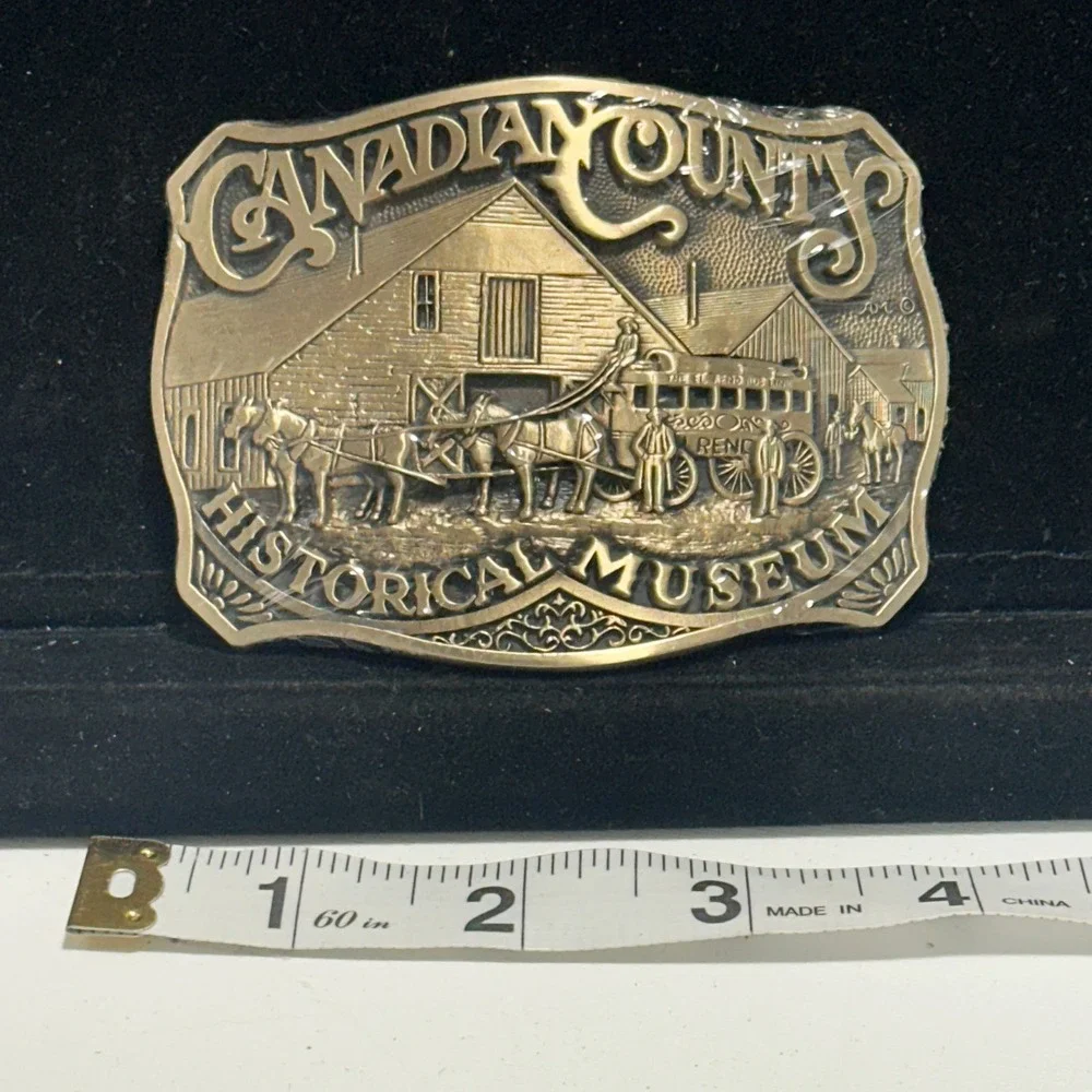 Siskiyou Canadian County Museum Stagecoach Horse Solid Brass Belt Buckle Ltd 500